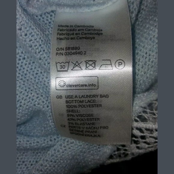 H&M Divided Sweater Size L - Picture 6 of 6